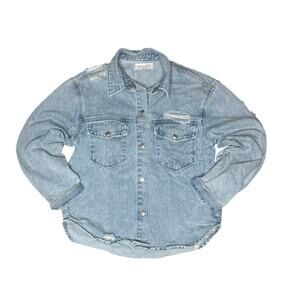 Veveret Women’s Light Blue Distressed Denim Button Down Shirt Snap Front Size S